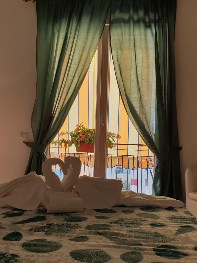 B&B La Rada Sorrento Luaran gambar